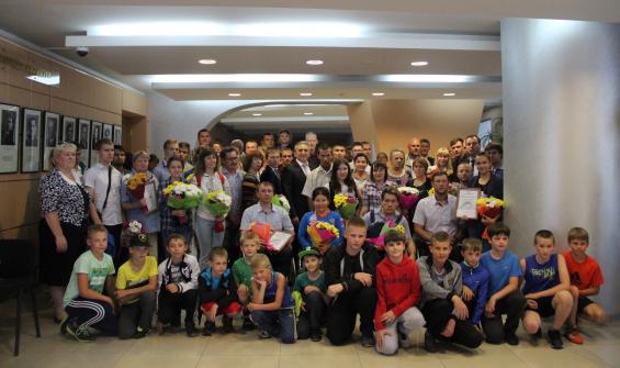 Награждение спортсменов с ограниченными возможностями.JPG